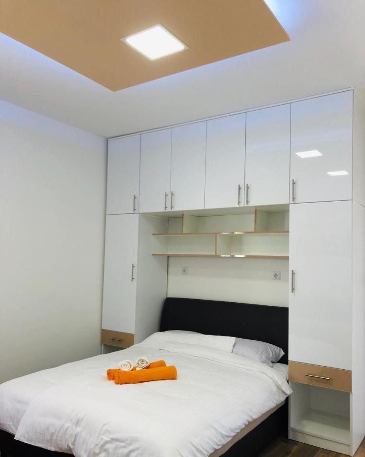 Apartmani Sarovic Tjentiste Exterior photo