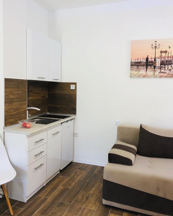 Apartmani Sarovic Tjentiste Exterior photo